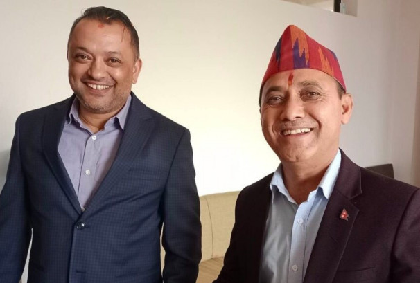 अन्ततः फुट्यो कांग्रेस, गगन-विश्वलाई ५ वर्षका लागि निश्कासनको कारबाही