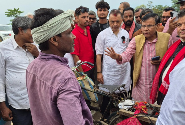 कांग्रेस सभापति थापाको टिप्पणी : सीमा क्षेत्रमा १०० रुपैयाँभन्दा माथिको सामानमा भन्सार नियम अव्यवहारिक