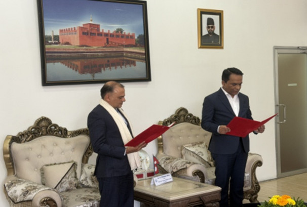कृषि विकास बैंकको अध्यक्षमा पाण्डेय नियुक्त, गर्भनरबाट लिए सपथ