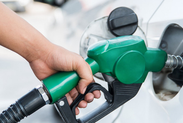 आयल निगमद्वारा पेट्रोलियम पदार्थको मूल्य वृद्धि