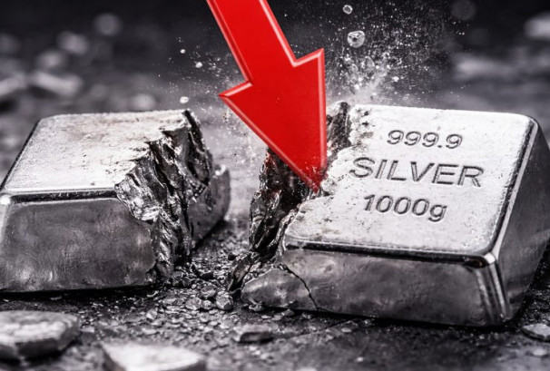 चाँदीको मूल्यमा भूकम्पीय हलचल: घटेर कतिसम्म पुग्ला ?