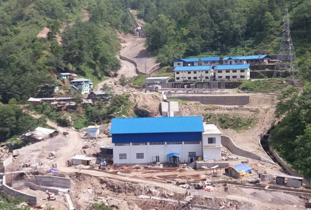 भारी वर्षाले जलविद्युतमा बितण्डा: १० जिल्लाका ३२ आयोजना प्रभावित, १८० मेगावाट उत्पादन बन्द