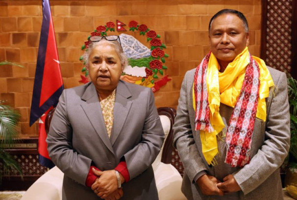 कुलमानले मन्त्रीबाट दिए राजीनामा, प्रधानमन्त्रीले गरिन् विदाई