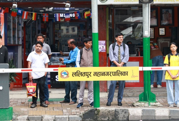 पैदलयात्रीको सुरक्षा बढाउन ‘स्मार्ट सेफ्टी ब्यारिकेट’ सञ्चालनमा
