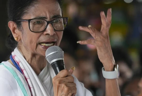 टीएमसीलाई दिल्लीमा झट्का लाग्ने संकेत, राज्यसभा सदस्य कोयल मलिक र शुखेन्दू शेखर रॉयले राजीनामा दिने तयारीमा