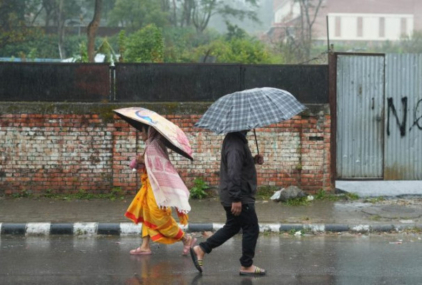कोशीसहित पहाडी क्षेत्रमा मेघगर्जन र वर्षाको चेतावनी