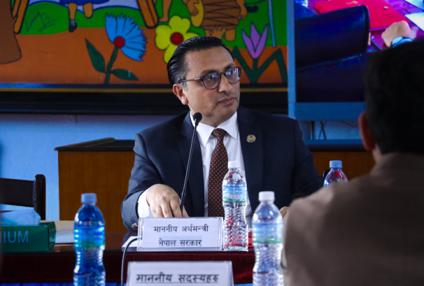 मिनी संसदमा स्वर्णिमको गर्जन: 'दुई अर्ब होइन, दुई रुपैयाँको बेइमानी प्रमाणित गरिदिनुस्, राजनीति मात्र होइन सार्वजनिक जीवन नै छाड्छु'