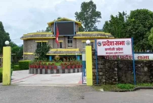 कर्णालीमा पर्यटन बजेटको तमासा: मन्त्रीको जिल्लामा विद्यालयदेखि बार भवनसम्म