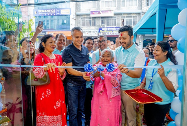 पोखरामा बजाज चेतक ईभीको विस्तार
