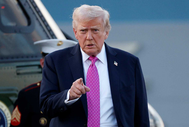 ट्रम्पको चेतावानी-'होर्मुज खोल्न नमाने ईरानका तेलखानीहरु उडाउँछौं, खर्ग टापू ध्वस्त बनाइदिन्छौं'