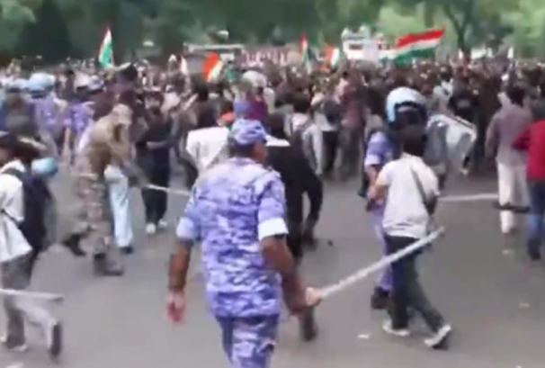 ‘चलो संसद्’ मार्चमा तनाव, ककरोच पार्टीका कार्यकर्ता र सुरक्षाकर्मीबीच झडप