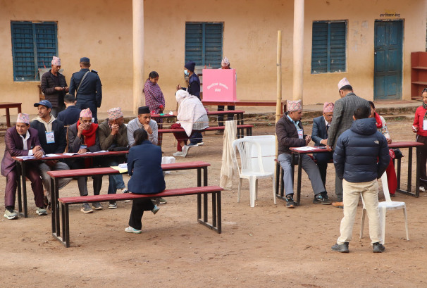 ओखलढुंगामा अस्पताल माग्दै मतदान बहिष्कार, बिहान १० बजेसम्म एक मत पनि खसेन