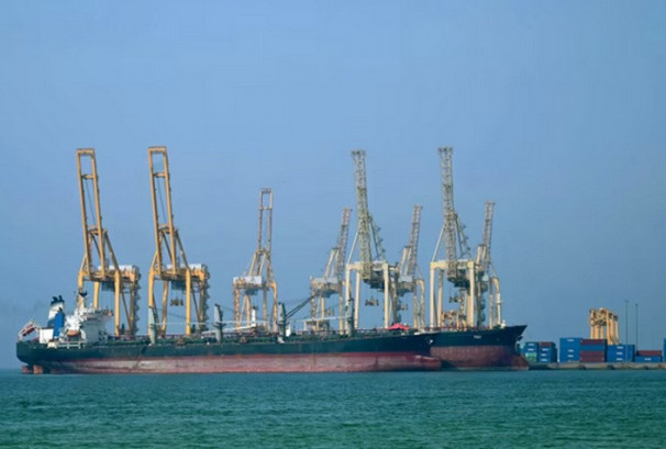 अमेरिका–इरान तनावको प्रभावः कच्चा तेलको मूल्य सात महिनानै उच्च नजिक, सुन प्रतिऔंस ५ हजार डलर पुग्यो