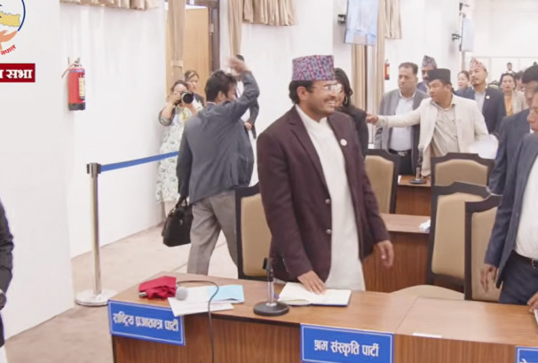 हर्क साम्पाङ प्रतिनिधिसभा बैठक छोडेर बाहिरिए, संसदीय विवाद चर्कियो