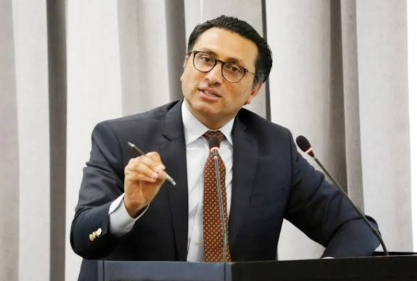 प्रधानमन्त्री र मन्त्रीहरू जनता र पार्टी नेतृत्वप्रति जवाफदेही हुनुपर्छ : अर्थमन्त्री वाग्ले