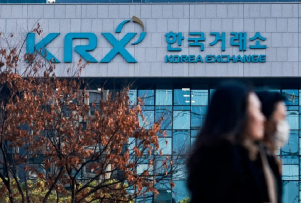 दक्षिण कोरियाको सेयर बजारमा ठूलो गिरावट, अन्य एशियाली बजार समेत समेत खस्कियो