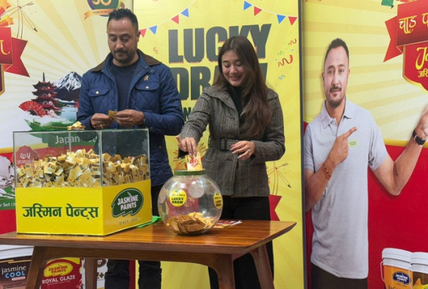 बम्पर उपहार बिजेताको घोषणासँगै जस्मिन पेन्ट्सको विशेष अफर सम्पन्न, नेपालगंजकी बुढाले जितिन् जापान भ्रमणको अवसर