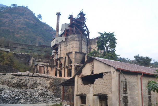 २७ वर्षदेखि बन्द ओरिएन्ट म्याग्नेसाइट उद्योग पुनः सञ्चालनमा अन्योल