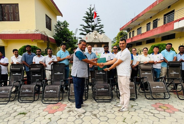 कामना सेवा विकास बैंकद्वारा नेपाल रेडक्रस सोसाइटीलाई डोनर बेड हस्तान्तरण