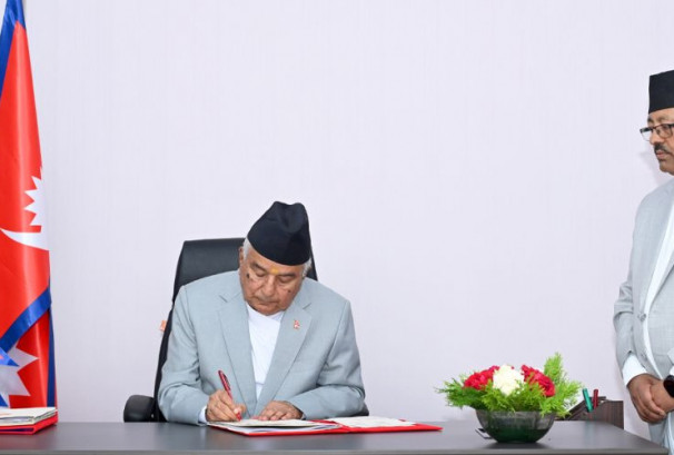 पदमुक्तिसम्बन्धी अध्यादेश: १५ सयभन्दा बढी पद एकैचोटि खारेज, गभर्नर पद भने ‘सेफ’ !