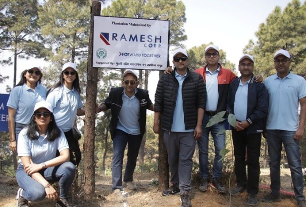 रमेश कर्पद्वारा चौथो संस्थापक दिवसको अवसर वृक्षारोपण कार्यक्रम आयोजना