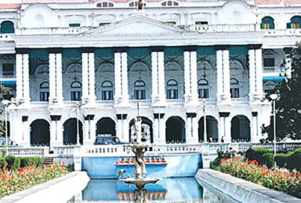 सिंहदरबारभित्र इन्टरनेट सेवा सुधार गर्न निर्देशन