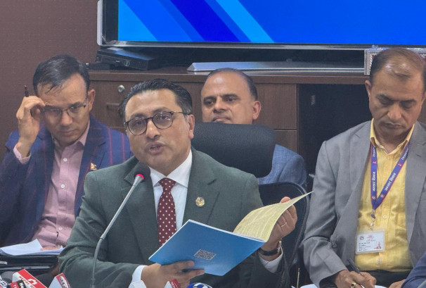 ‘२४ रुपैयाँ भ्याट तिर्न नमान्ने, तर ८५ अर्बको विद्युत् पूर्वाधार चाहिने ?’