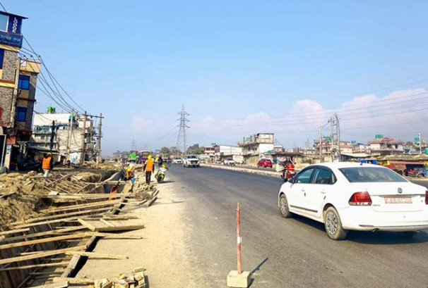 मधेशमा जनजीवन लयमा फर्किंदै, लामो दूरीका बस पुनः सञ्चालनमा