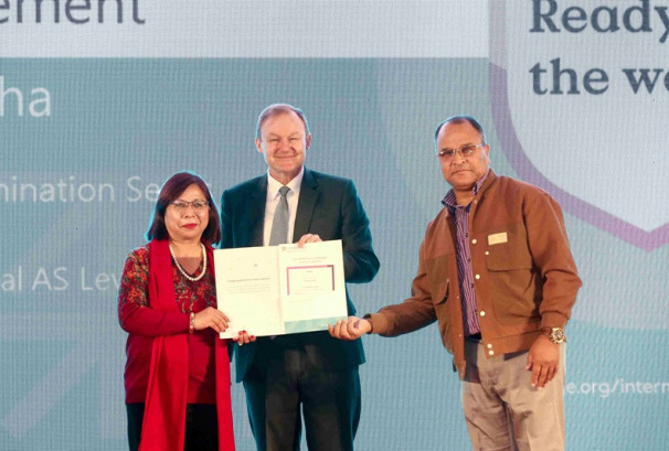 ब्रिटिश मोडल कलेजका विद्यार्थीहरू ‘आउटस्ट्यान्डिङ क्याम्ब्रिज लर्नर अवार्ड्स २०२५’मा सम्मानित