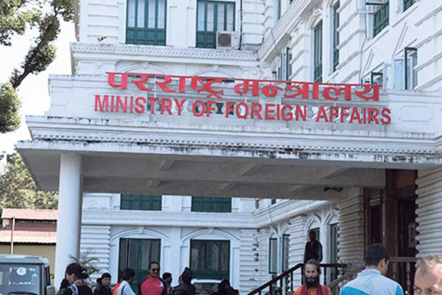 खाडी संकटमा सरकारको एक्सन: उद्धार उडान सुरु