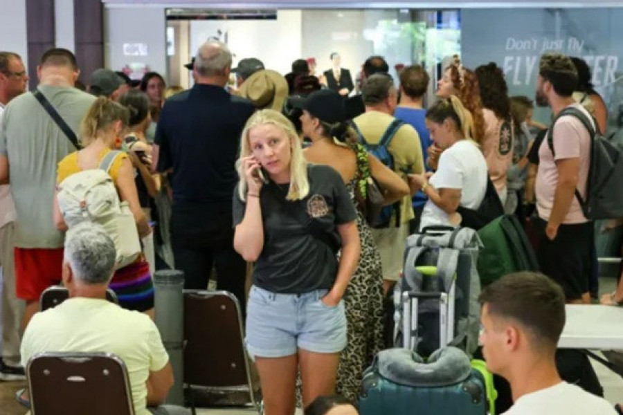 इरानी आक्रमणपश्चात मध्यपूर्वतर्फका उडानहरू स्थगित, यात्रासँग सम्बन्धित नयाँ चेतावनी जारी