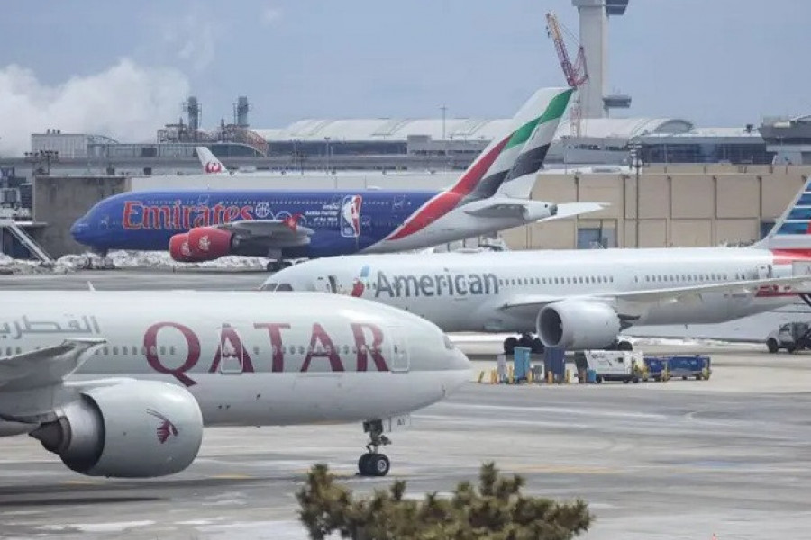 इमिरेट्स एयरलाइन्स र कतार एयरवेजद्वारा दुबई र कतारका लागि अस्थायी रूपमा उडान रद्द