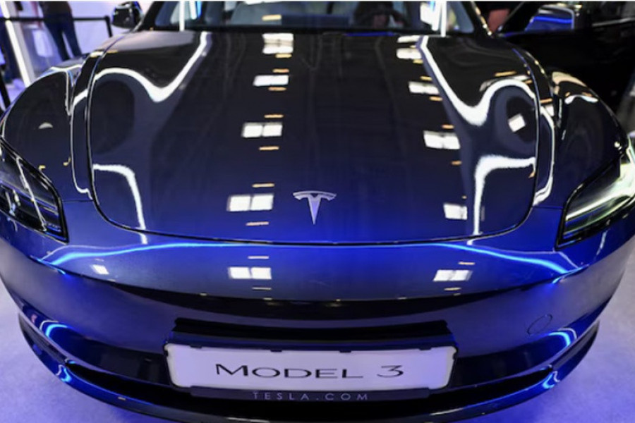 टेस्लाले युरोपमा लञ्च गर्यो कम मूल्य पर्ने मोडल थ्रि भेरियन्ट
