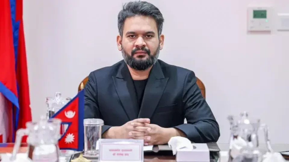 स्वदेशी जुत्ताचप्पल उद्योगलाई नीतिगत संरक्षण दिने प्रधानमन्त्री शाहको प्रतिबद्धता