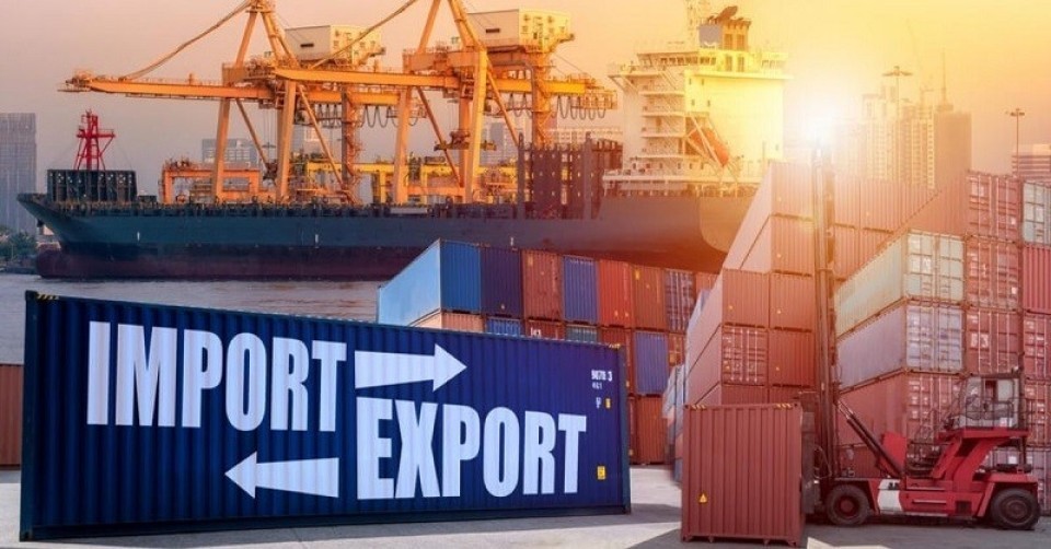 आयात र निर्यात दुवैमा गिरावट, व्यापार घाटा २.९२% ले घट्यो