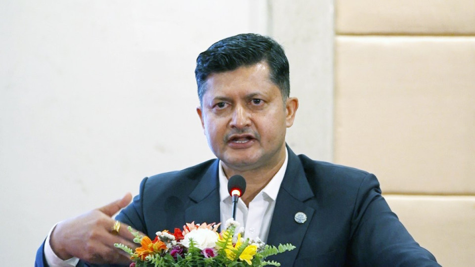 प्रभू बैंकका सञ्चालक बस्नेतमाथि राष्ट्र बैंकको ‘कन्सर्न’, प्रवक्ता भन्छन्- समूह फेरेर सञ्चालक पदमा बस्न मिल्दैन