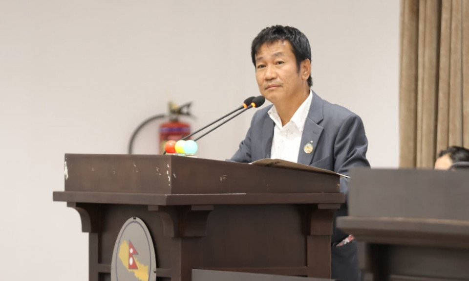 ‘ठुलालाई चैन, सानालाई ऐन कहिलेसम्म ?’ संसद्‌मा हर्कराज राईको कडा प्रश्न