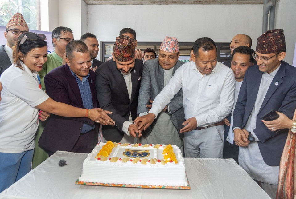 नेपाल लाइफले विभिन्न कार्यक्रम आयोजना गरेर मनायो २४ औँ वार्षिकोत्सव