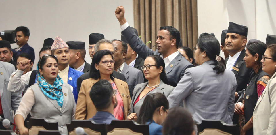 नाराबाजीका बीच केही विधेयक पारित गर्दै प्रतिनिधिसभा बैठक जेठ १२ सम्म स्थगित