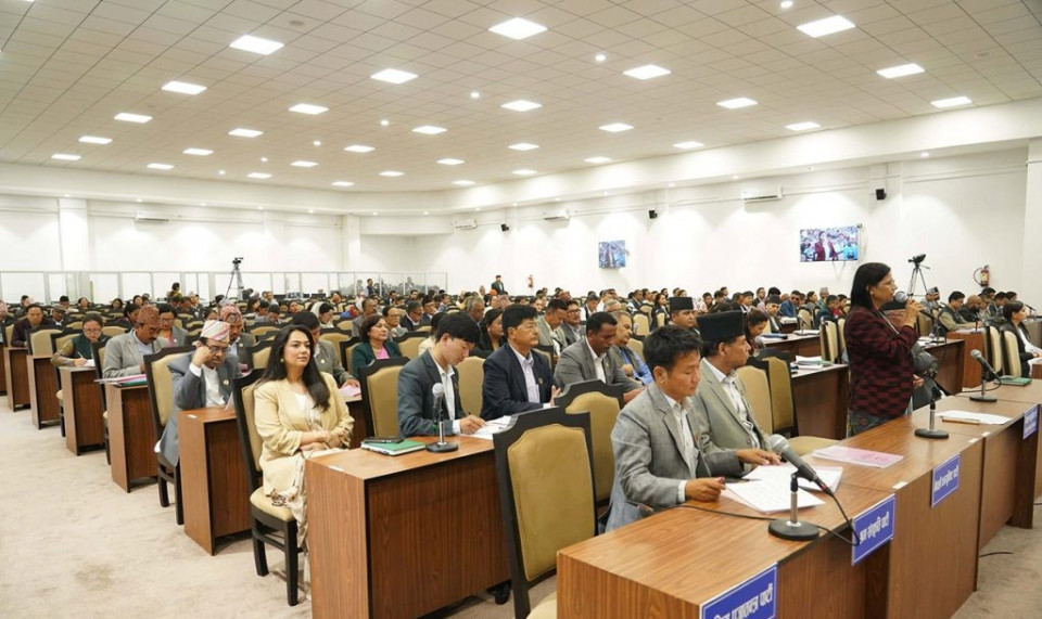 विरोधपछि प्रतिनिधिसभा बैठक १५ मिनेटका लागि स्थगित