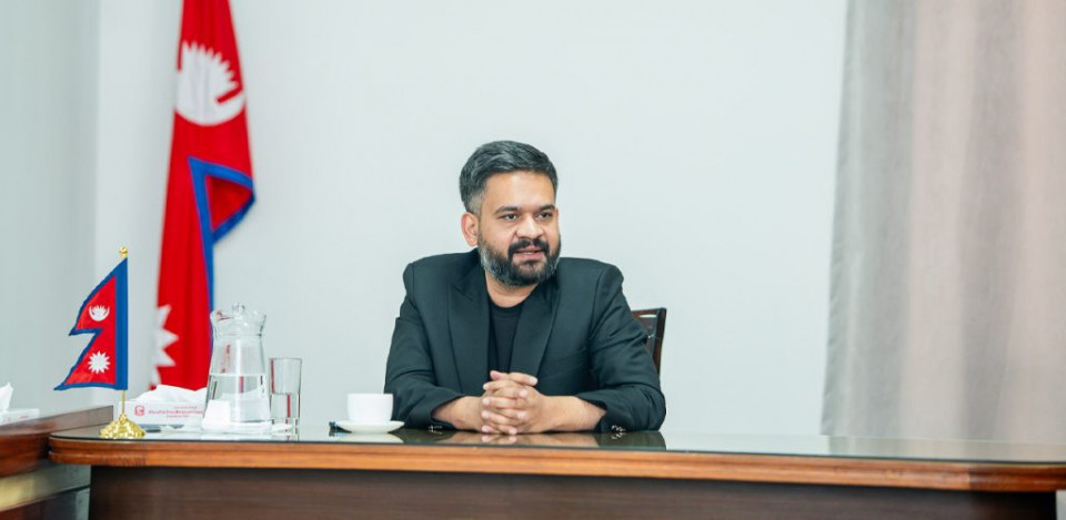 प्रधानमन्त्री बालेनको पहिलो ‘वान–अन–वान’ विदेशी भेट एडीबी अध्यक्षसँग, सिंहदरबारदेखि मेरियटसम्म