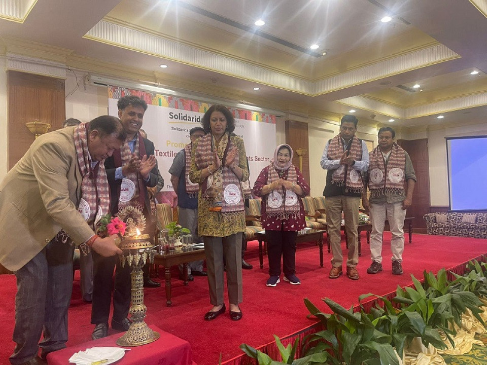 तयारी पोशाक उद्योग संघ र सोलिडारीदादबीच सहकार्य