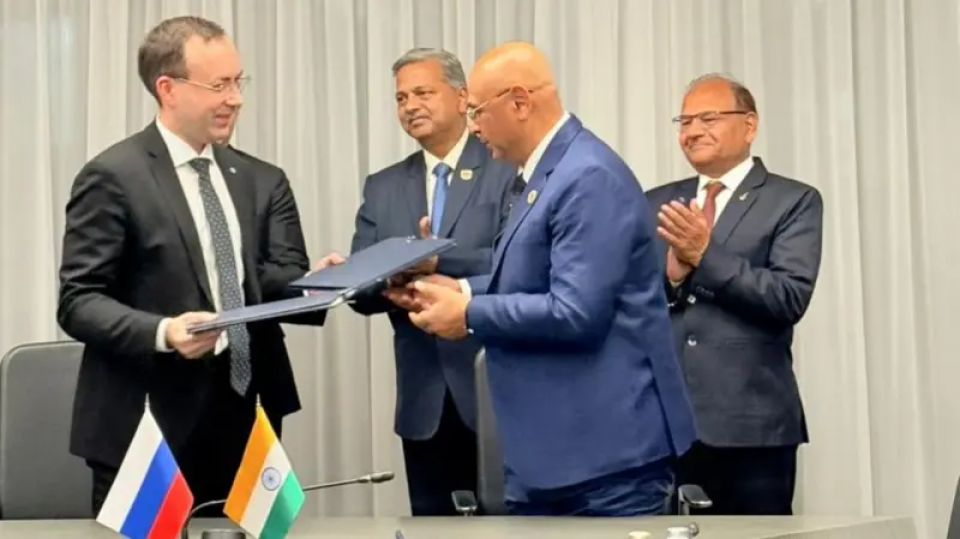 अब भारतमै बन्ने भयो यात्रुवाहक विमान, रुसी कम्पनीसँग सम्झौता