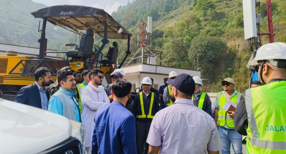 पूर्वाधार विकासमन्त्री सुनिल लम्सालले गरे नागढुङ्गा–मुग्लिङ सडक निरीक्षण