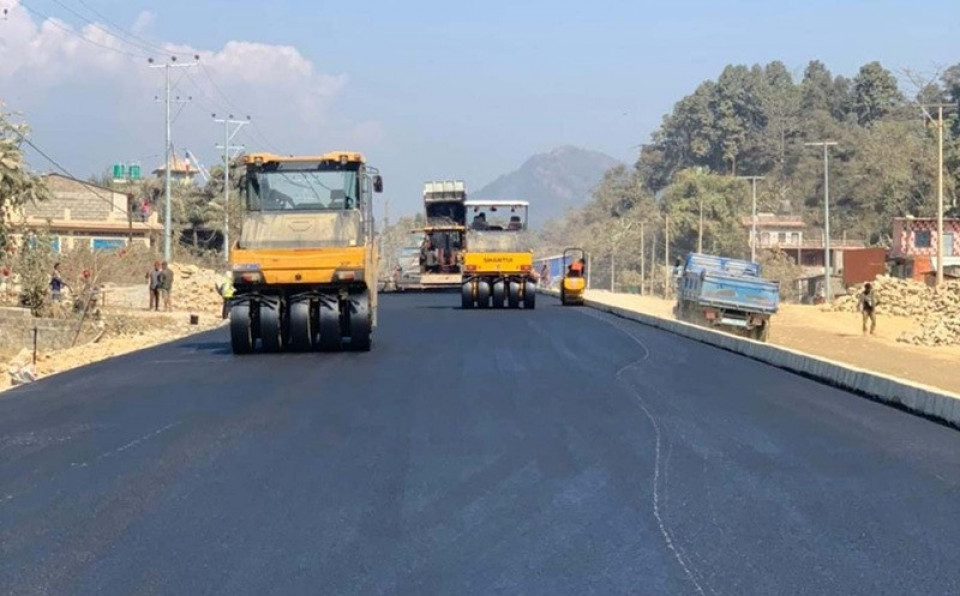 पोखरा–मुग्लिन सडक स्तरोन्नतिको म्याद चौथोपटक थप