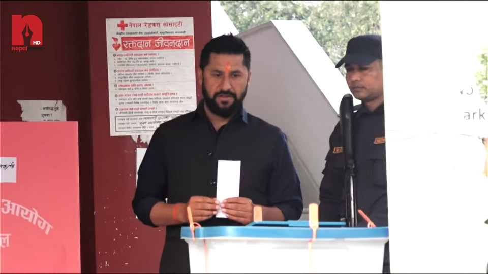 रविले गरे एकाबिहानै मतदान