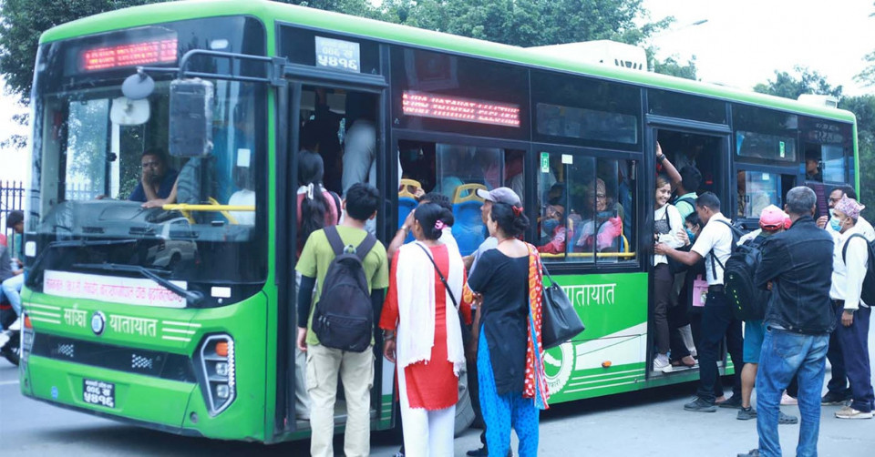 सरकारले नयाँ सार्वजनिक सवारी दर्ता रोक्यो, अर्को सूचना नआएसम्म स्थगित