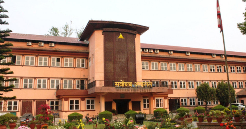 विद्यार्थी संगठन खारेजी मुद्दामा सर्वोच्चको कारण देखाऊ आदेश