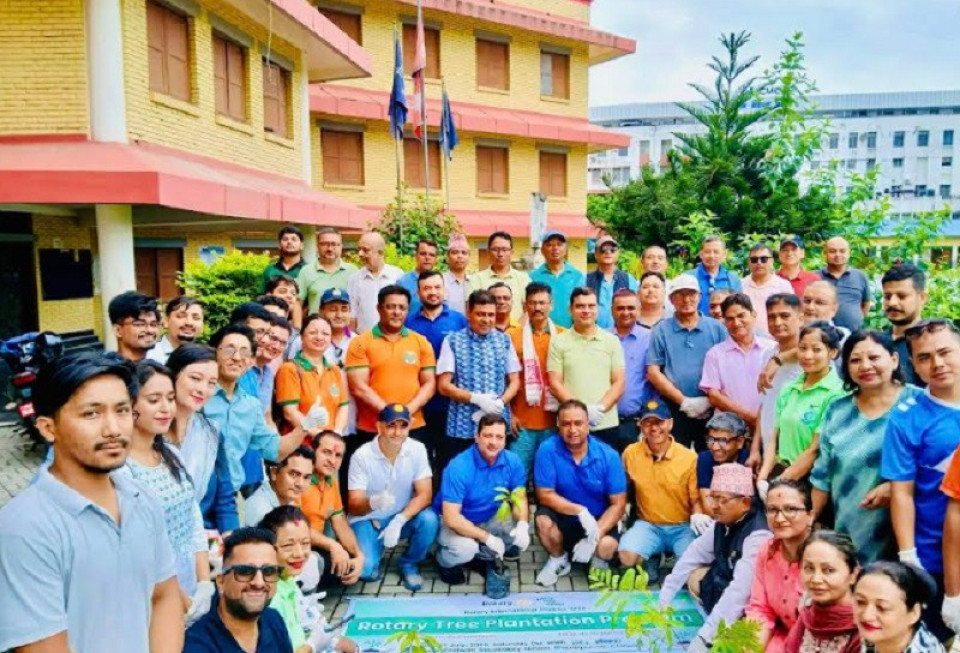रोटरीयनहरूले एकैदिनमा रोपे ५० हजार बिरुवा