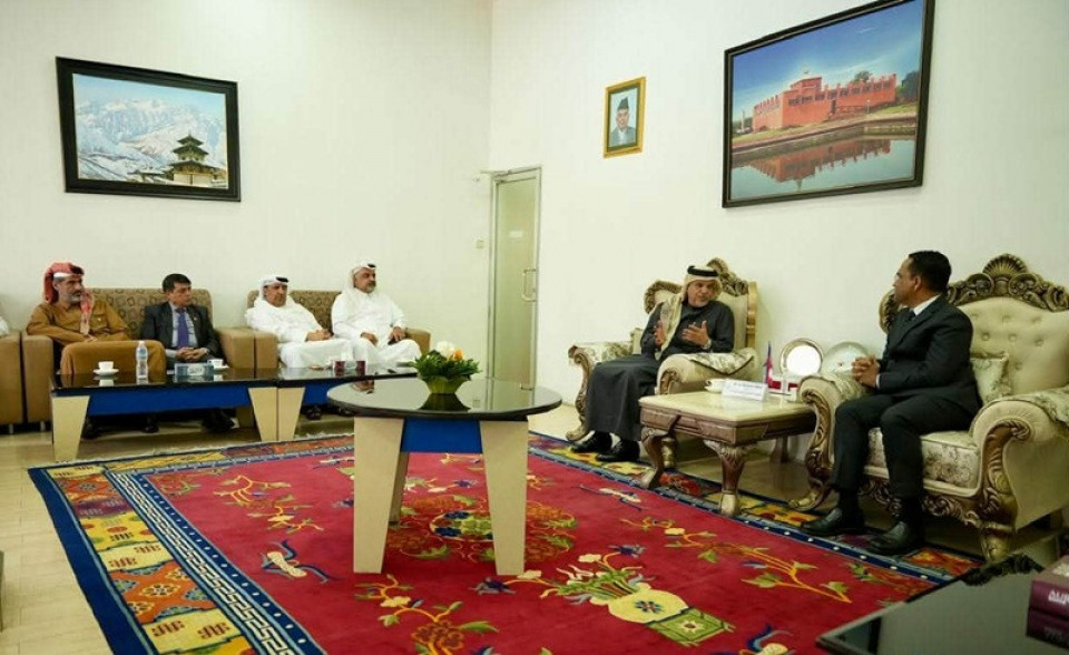 कतारी लगानी आकर्षणका विषयमा गभर्नर पौडेलसँग छलफल